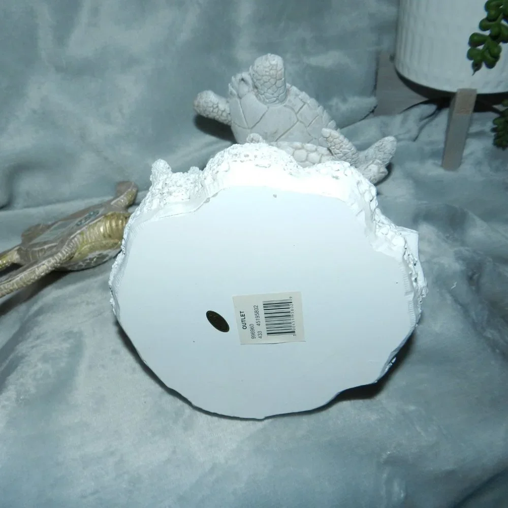 Sea Turtles on Coral Sculptured Art Décor Figurines White glass 9" NEW/NWT! - Picture 8 of 9